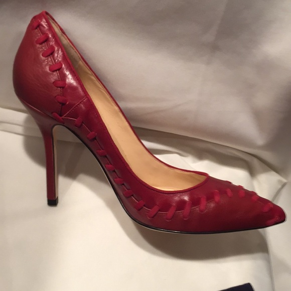 Oscar de la Renta designer heels - Picture 2 of 6
